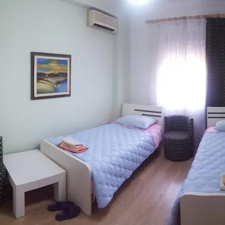 Privat Apartment *